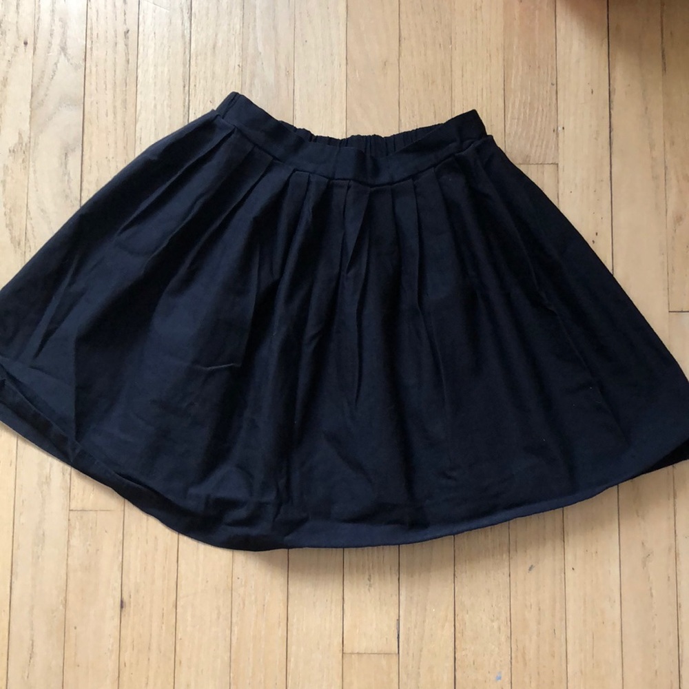 Fox blood- Gogo pleated skirt